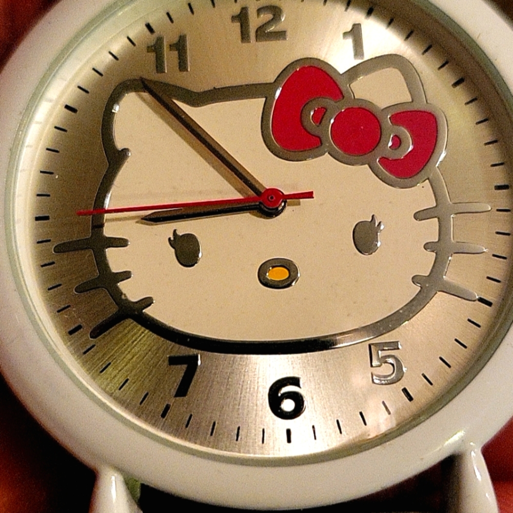 Hello Kitty from Sanrio stainless steel adjustable band watch.